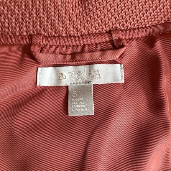 Zella pink bomber jacket, size small - Picture 7 of 8